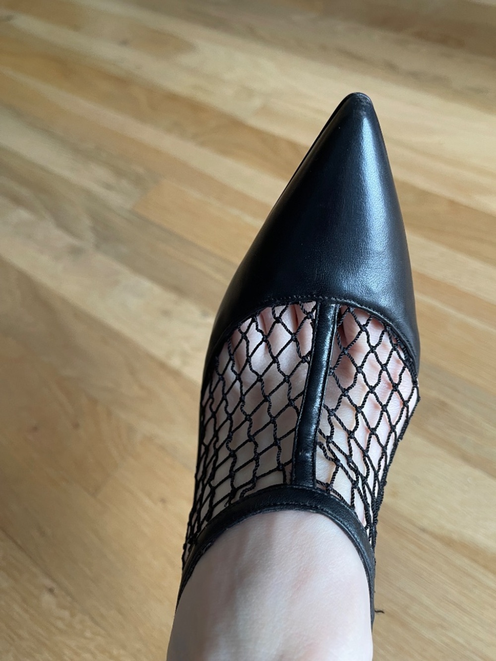 Manolo Blahnik Galura Black Leather Heels, Fishnet Uppers, Size US 4.5, EU 34.5 - Picture 10 of 13